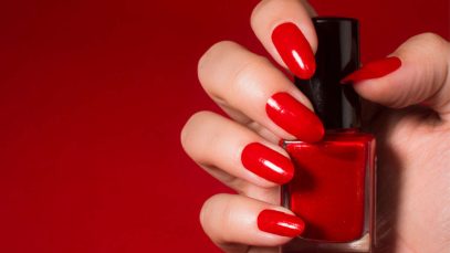 unghie rosse estive